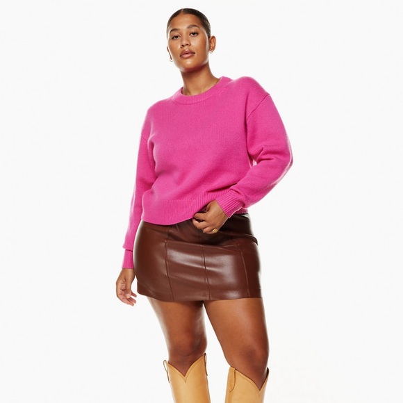 Aritzia Sweaters - NWT Wilfred Maria Luxe Cashmere Sweater size Small